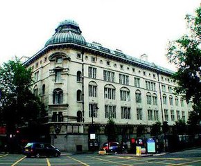英國(guó)大學(xué)工業(yè)設(shè)計(jì)專業(yè)院校推薦