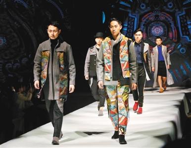 英國有服裝設(shè)計(jì)專業(yè)的大學(xué)有哪些？