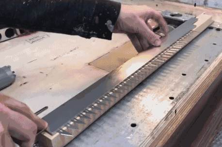 1539134775950479.gif