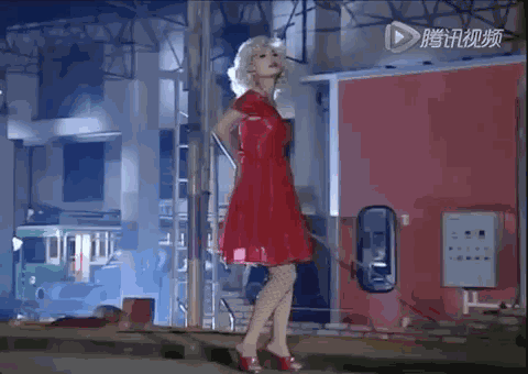 1543808154218660.gif