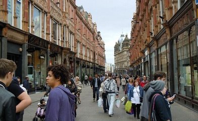 英國留學(xué)諾丁漢大學(xué)學(xué)費(fèi)是多少