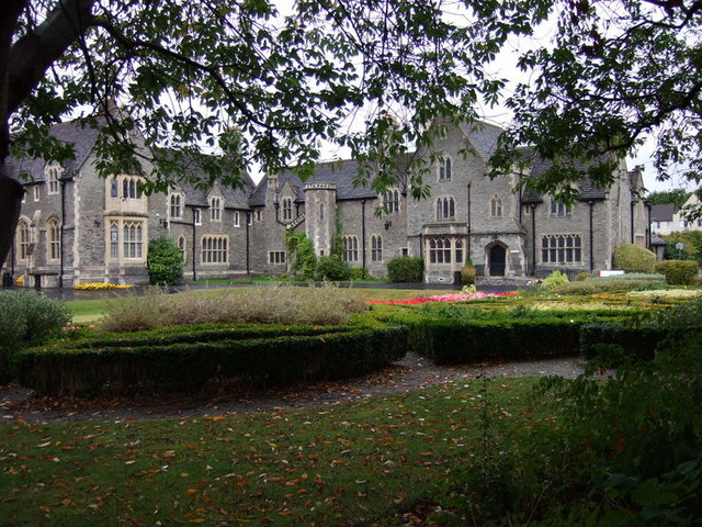 英國(guó)布里斯托大學(xué)世界排名