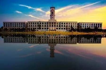 英國(guó)建筑學(xué)大學(xué)排名，前五名是哪幾所院校？
