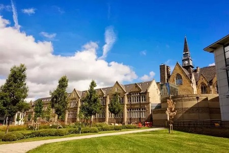 英國利茲大學申請條件是什么？