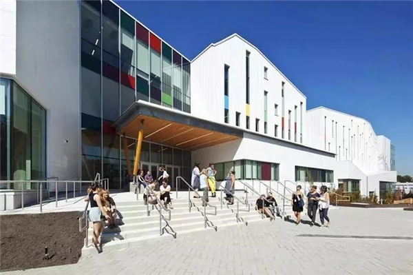 加拿大藝術類大學排名靠前的院校有哪些？