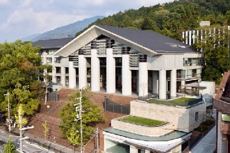 日本比較好的藝術(shù)類(lèi)大學(xué)推薦