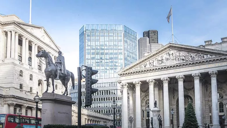 扒出來了！中國學生最愛的英國大學TOP5！最出圈的居然是…