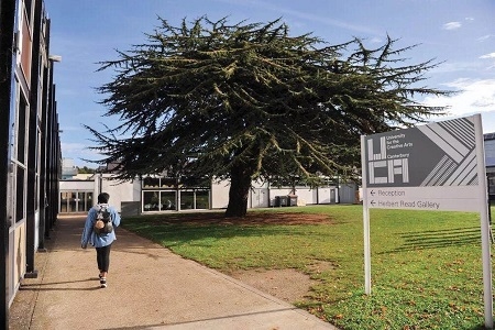 英國創(chuàng)意藝術大學留學費用多少？