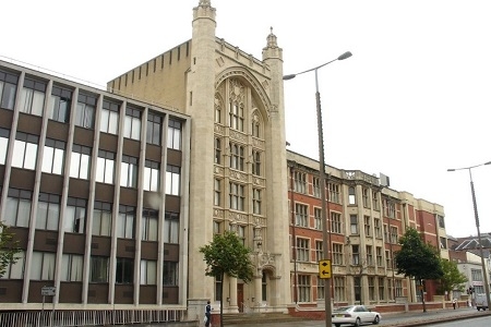 英國(guó)卡迪夫城市大學(xué)排名怎么樣？