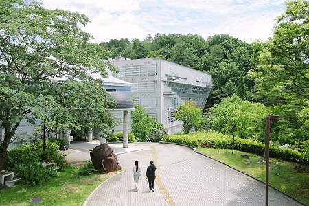 日本京都精華大學(xué)學(xué)費(fèi)要多少人民幣？