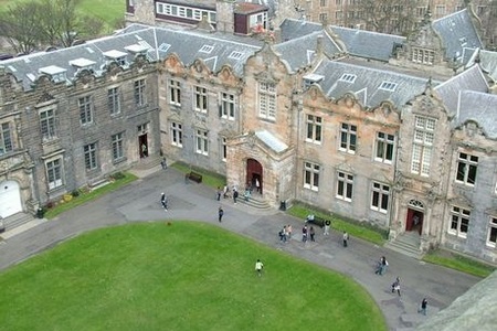 2025年英國圣安德魯斯大學(xué)排名